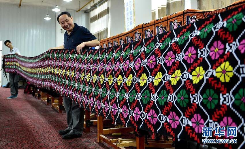 土家族织锦技艺 · 真实工艺实物 / 代表作品参考，新增60 · 真实工艺图已稳定收录